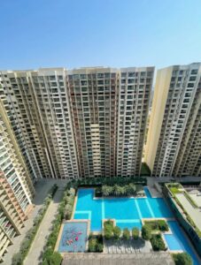 4 BHK Flat For Sale in Sheth Vasant Oasis