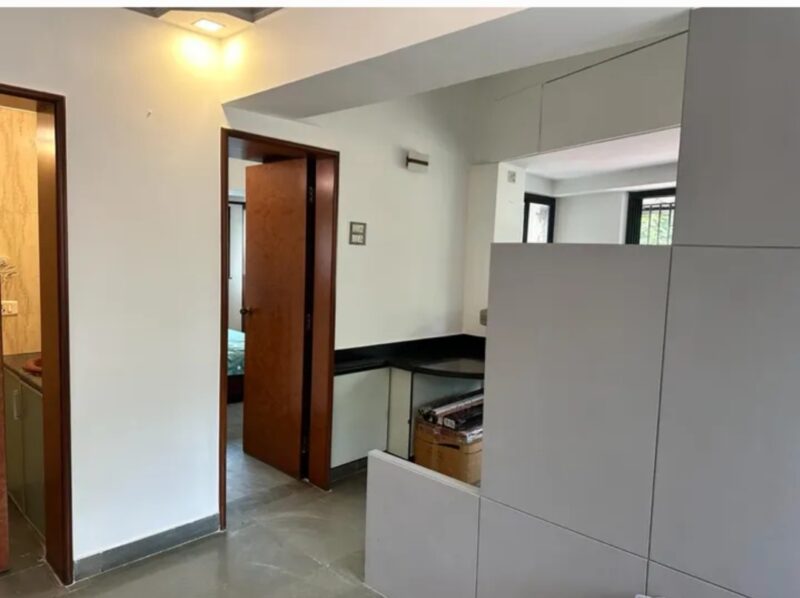 1 BHK Flat for rent at St Gabriel Rd, Geeta Nagar, New Dinkar Co Operative Housing Society in Mahim