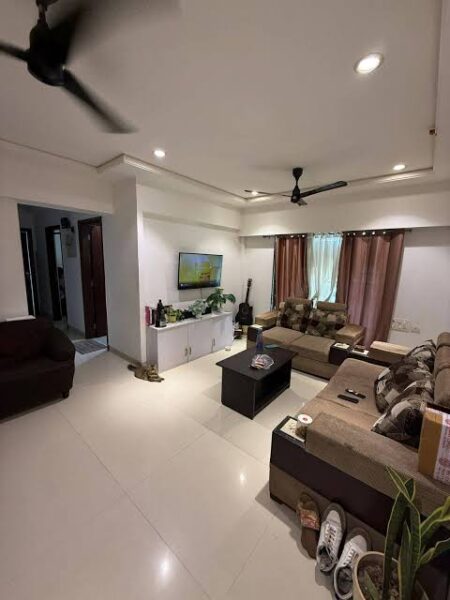 3 BHK Flat For Sale in Unnat Nagar Goregaon West, Mumbai
