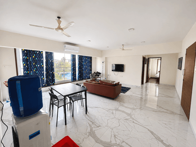 1 BHK Flat for rent at Adam Mistry Lane in Parel