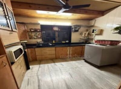 2 BHK Flat For Sale in Lokhandwala Township Kandivali East, Mumbai