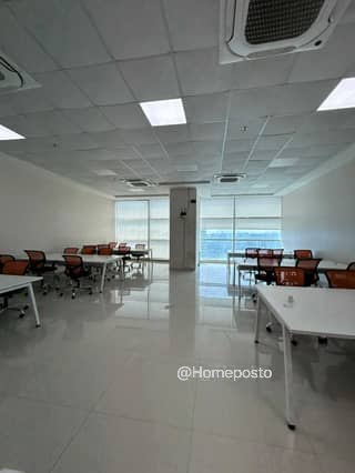 Commercial office space @ Mighty Universal Majestic , Chembur